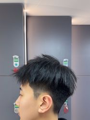 -阿三造型烫染•接发