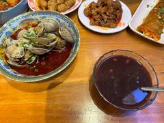 -爆炸头阿姨小四川正宗川味小吃(无任何分店)