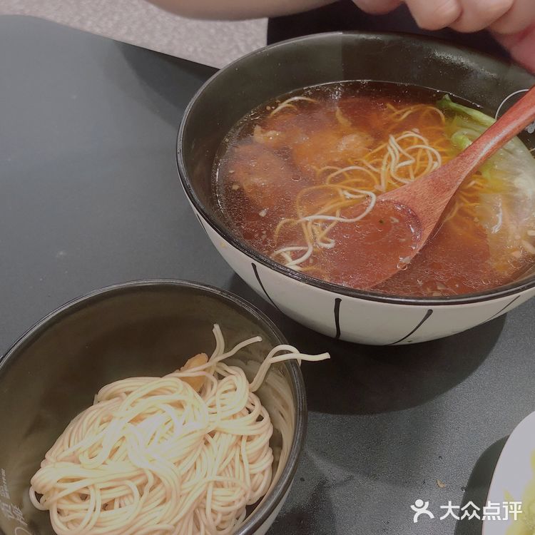 简单的吃喝也很不错