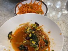 -汗腾格里·风味餐厅(新疆驻京办店)