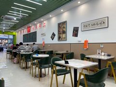 -汤小云火锅米线(钻汇广场店)