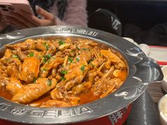 -胖哥俩肉蟹煲(湖滨银泰in77店)
