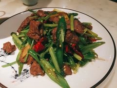 小炒牛肉-韵秋荷(宝山龙湖天街店)