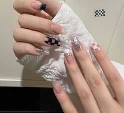 -1T·1M 日式美甲美睫