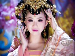 -九月鹰飞汉服摄影工作室