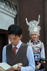 -芭莎视觉婚纱摄影(花溪店)