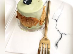 -UNI UNI(环亚凯瑟琳店)