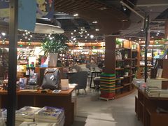 -博览书店(越秀悦汇天地店)