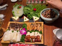 -慢丽江·云南野生菌土鸡锅(西山店)