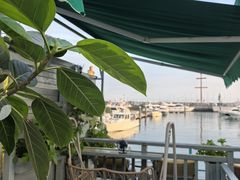 -靓湾海鲜·海景餐厅(小麦岛店)