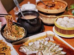 -莲餐厅·湖北菜·潜江小龙虾店(愚园路店)
