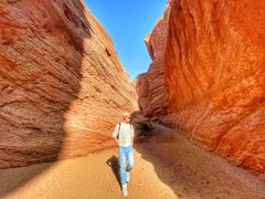 -天山神秘大峡谷