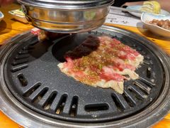 -唯成•韩国炭火烤肉 유성고기
