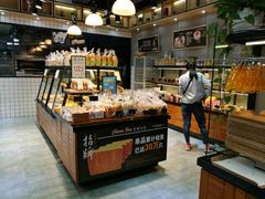 面包甜点陈列柜-依茉朵(锦秋新天地店)