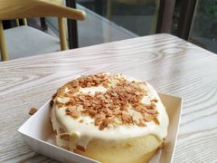 -蜜蜂小象·榴莲千层蛋糕(时代汇11栋店)