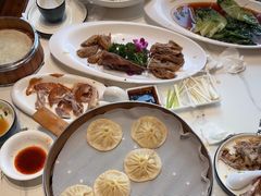 -梅利汴京烤鸭•开封豫菜地标店(东大街店)