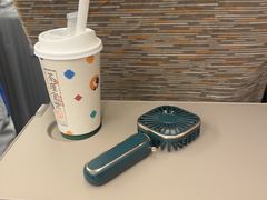 -茶理宜世(广州南站（站内）3楼B17检票口店)
