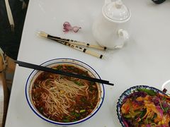 -陆元丰·兰州纯汤牛肉面(自强西路店)