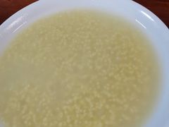 小米粥-宝瑞门钉肉饼店