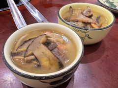 -菌之家·专业纯野生菌火锅·特色炒菌