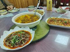 -洪霞餐馆