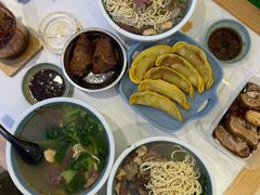 -老新隆牛肉锅贴(新街口店)