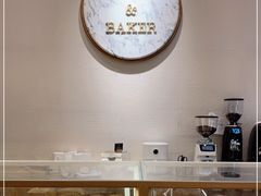 面包甜点陈列柜-WHEAT&BAKER-麥(凯德来福士店)