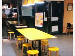-麦当劳(华亚广场店)