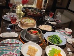 -海派悦庭·海胆烧麦·新融合菜(凯德广场店)