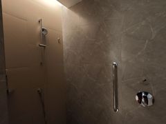 -成都武侯祠希尔顿惠庭酒店