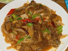特色炒肉片-清真·伊清阁餐厅
