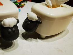 -水桶王国主题餐厅·聚会·生日派对·亲子活动·家庭套餐(亚龙湾希尔顿店)