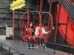 -极限PLAY运动娱乐新世界·团建派对潮玩休闲馆·室内蹦极高空游乐园