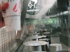 -喜茶(深圳欢乐海岸LAB店)