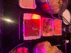 -唯爱KTV聚会餐厅(仙林东城汇店)
