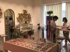 -肆兮眼镜·蔡司·徕卡战略合作店(大坪店)