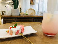 -共舞时光猫咖·狗咖(新街口店)