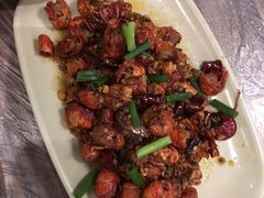 -巴厘龙虾·榜首油焖大虾(音乐学院·沿江酒馆店)