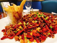 经典辣子鸡配大薯条-眉州东坡·熊猫主题餐厅(枫蓝店)