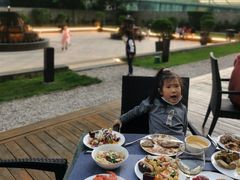 -西安高新希尔顿酒店·咖啡露台西餐厅