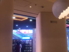 -奈雪的茶(湖滨银泰in77C区PRO店)