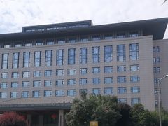 -西安唐隆国际酒店(大雁塔大唐不夜城店)