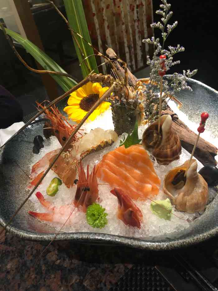 花隐日式怀石料理(五角场店)-"很好吃!莉娜服务很周到,很耐心!