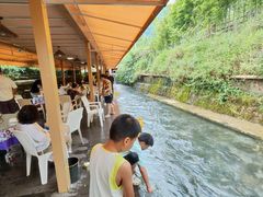 -源泉冷水鱼庄(小鱼洞店)