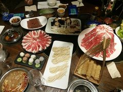 -泓炙颐凤鲜海鲜火锅料理(桐乡店)