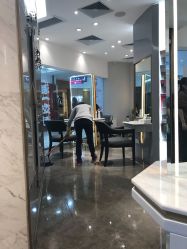 -Kraemer Paris  苏豪路易士·嘉玛发廊