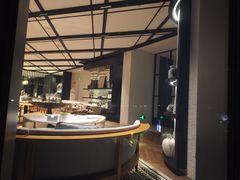 -瑰丽酒店·海吧·天际下午茶·现场DJ·天台酒吧