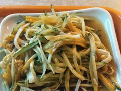 芥末金针菇-亮亮拉面(师范路店)