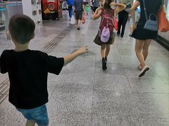 -陆家浜路(地铁站)