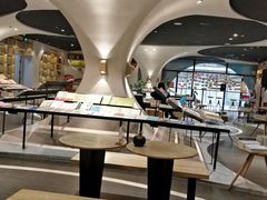 -钟书阁(珍园店)